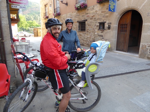 Here was the family with a two year old, doing the full Camino... On bikes - most riders do 60 km a day.